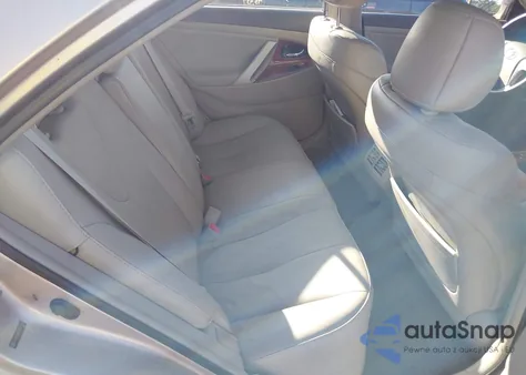 2009 Toyota Camry Xle z USA, uszkodzony, nr VIN 4T4BE46K89R071237